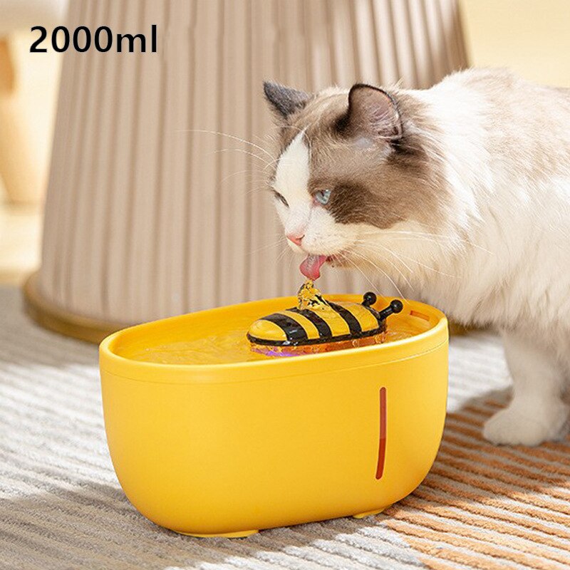 Cat Water Bee Fountain